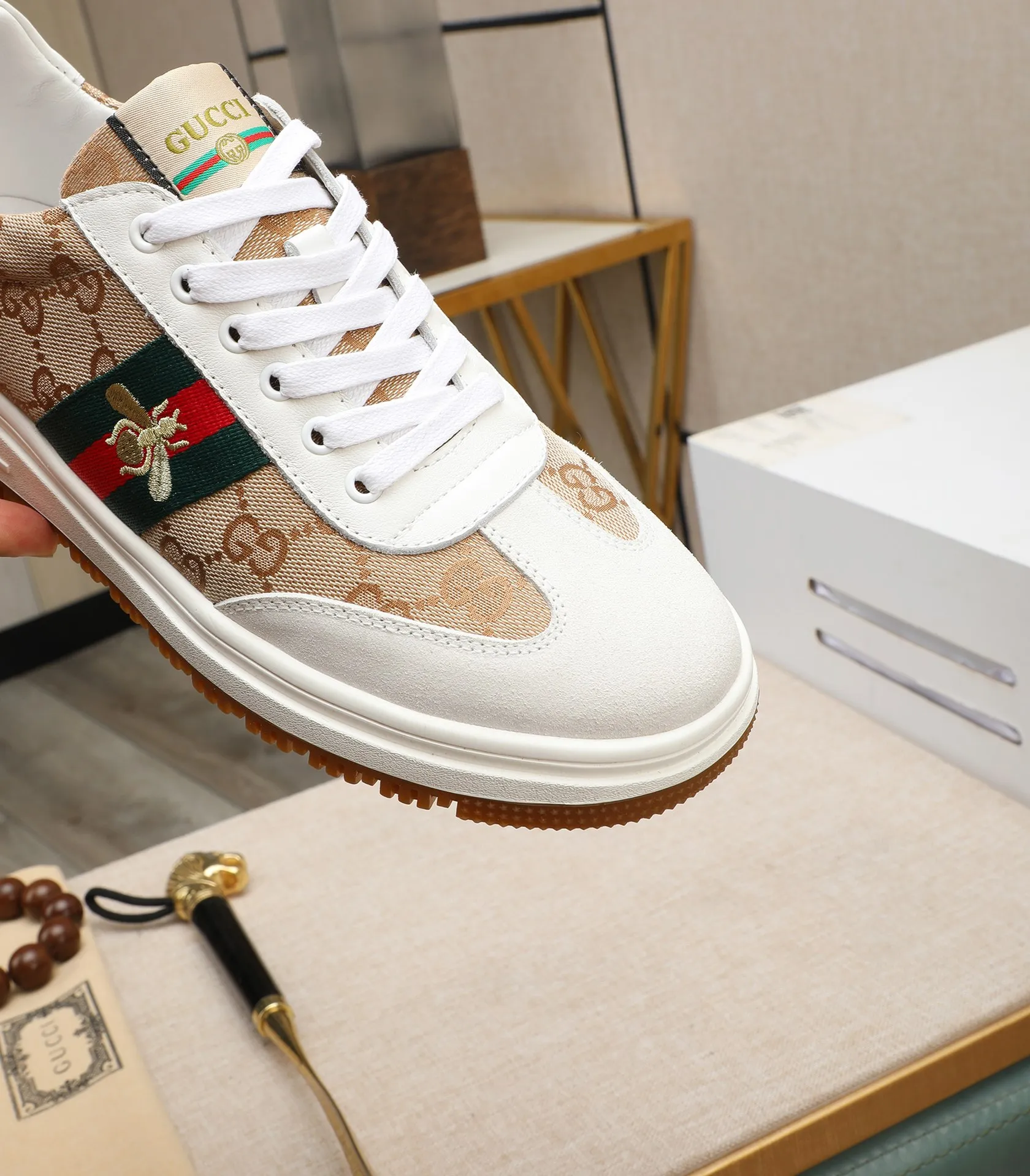Men's shoes💰440 GUCCI🔍🔍2024 latest spring style On sale at the same time at the counter, original calfskin imported from Italy, genuine leather lining, (high-end, luxury, and class) exquisite workmanship, soles: original soles specially provided by the original factory, ⚠Exclusive double-layer movable molded soles are super comfortable⚠, real photos🎬The real ones are better🔍🔍"High quality·Follow the order" code number 38-44
